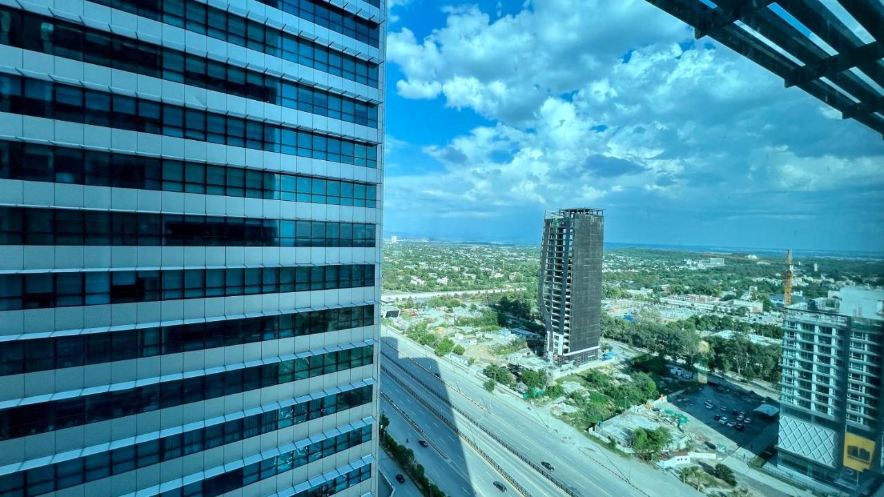 Centaurus Apartment City View Three Beds อิสลามาบัด ภายนอก รูปภาพ