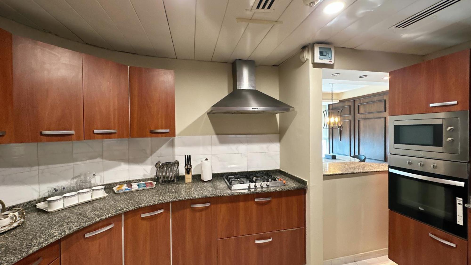 Centaurus Apartment City View Three Beds อิสลามาบัด ภายนอก รูปภาพ